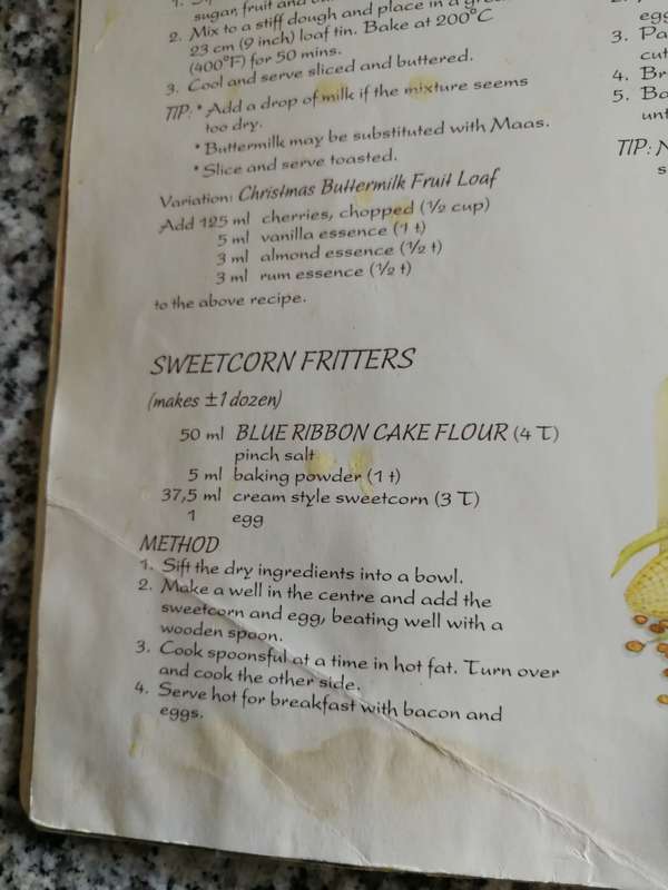 THE BLUE RIBBON BOOK OF BEAUTIFUL BAKING compiled by SHELLEY STEVENSON ( please note condition )