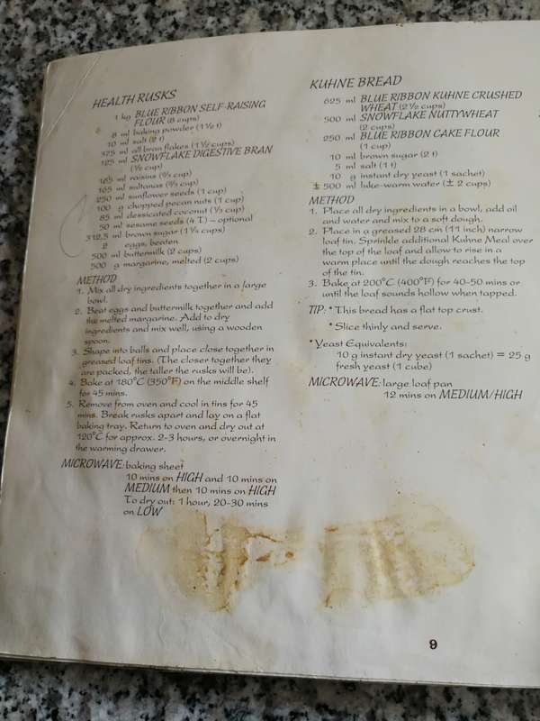 THE BLUE RIBBON BOOK OF BEAUTIFUL BAKING compiled by SHELLEY STEVENSON ( please note condition )
