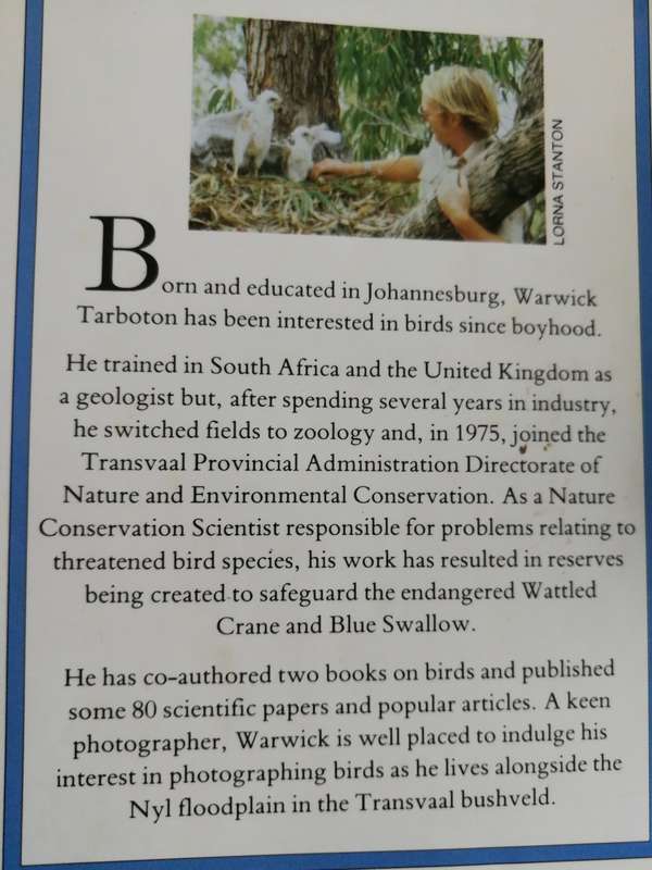 SOUTHERN AFRICAN BIRDS of PREY WARWICK TARBOTON ( Signed )Peter & Beverly Pickford ( Eagles Vultures