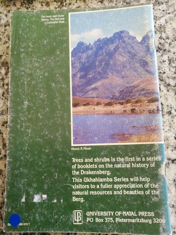 TREES & SHRUBS of the NATAL DRAKENSBERG O M HILLIARD UKHAHLAMBA Series No 1