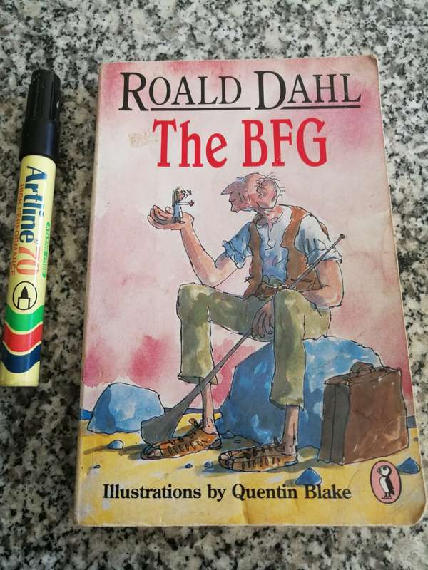BUNDLE OF 7 BOOKS BY ROALD DAHL for CHILDREN including The BFG