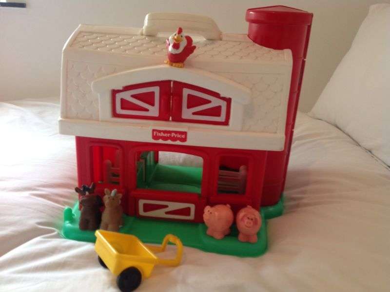1996 Fisher price little people barn yard and animals / accessories