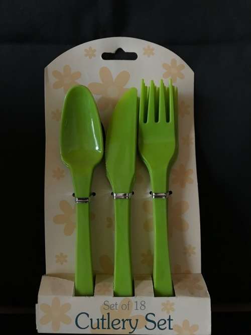 Green Plastic Cutlery Set (SET OF 18)