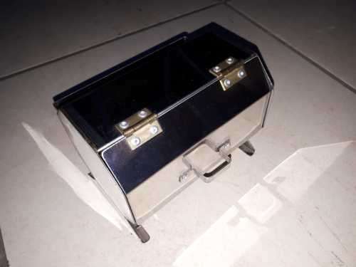 MINI Spitbraai Salt & Pepper / Toothpick Holder