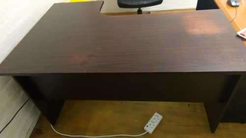 Second Hand Office Desk (READ DESCRIPTION)