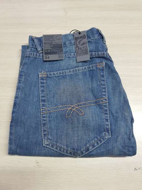 ECKO Unlimited Jeans Waist Size 34