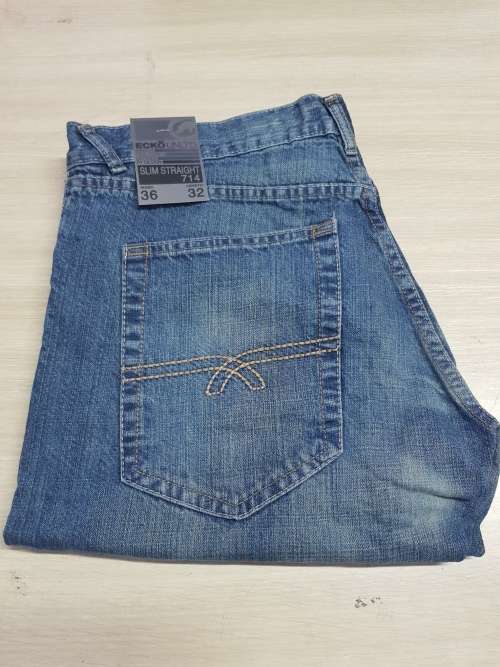ECKO Unlimited Jeans Waist Size 36