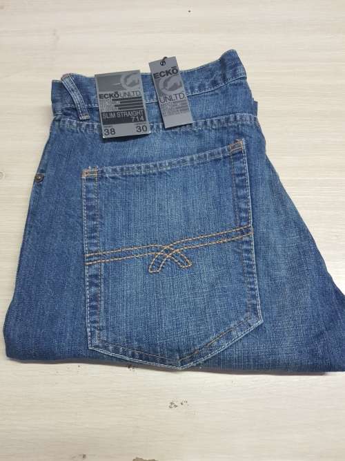 ECKO Unlimited Jeans Waist Size 38
