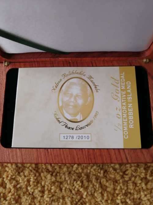 **Nelson Mandela Robben Island 1/2 ounce SOLID GOLD