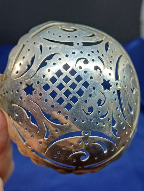 Silver sugar sifter