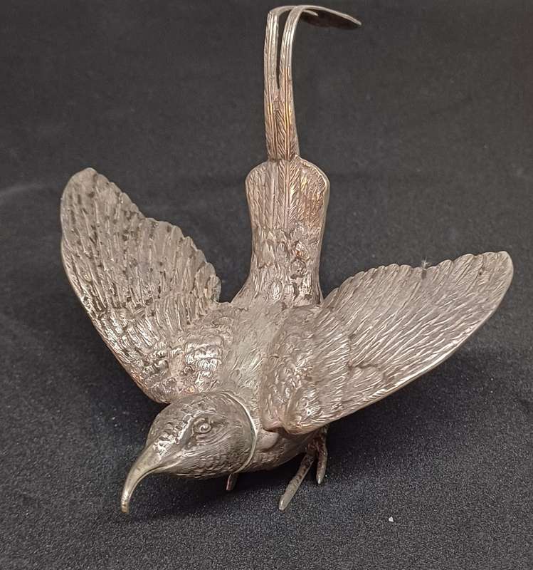 Silver  hummingbird  salt shaker 82 g