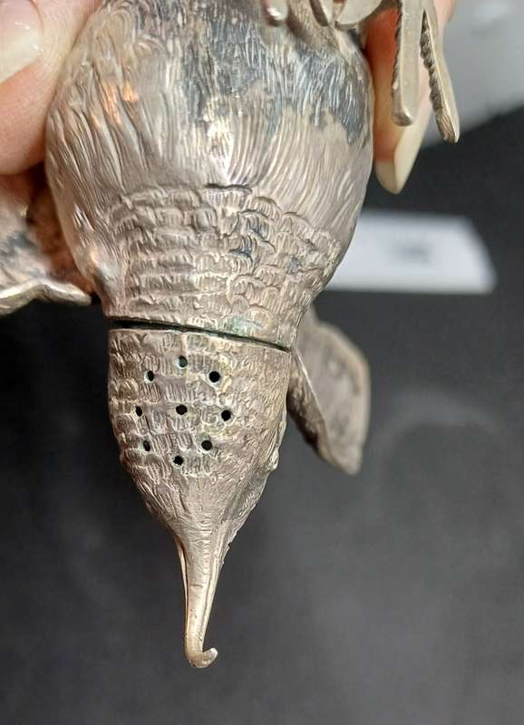 Silver  hummingbird  salt shaker 82 g