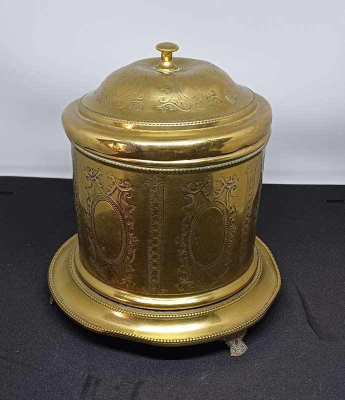 Tobacco holders,tins ,ronson lighter