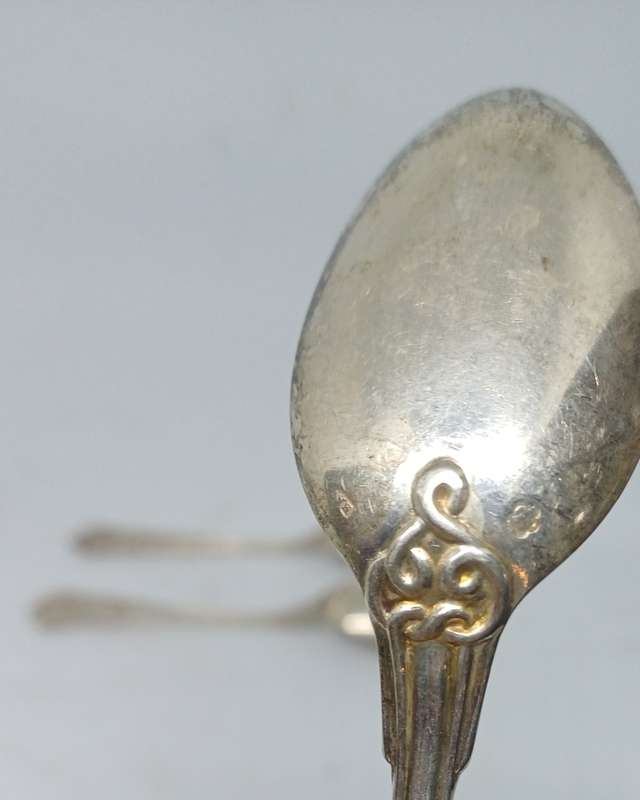 Good quality odds spoons/teaspoons