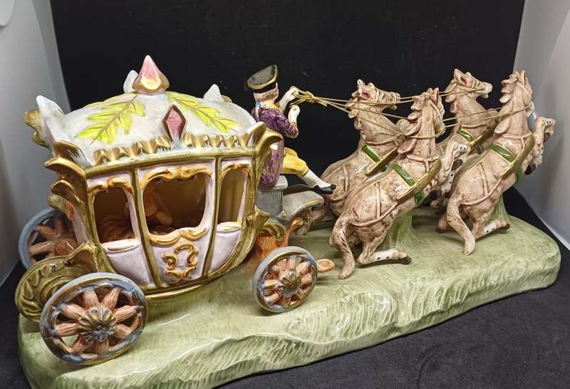 STUNNING PORCELAIN HORSE CARRIAGE