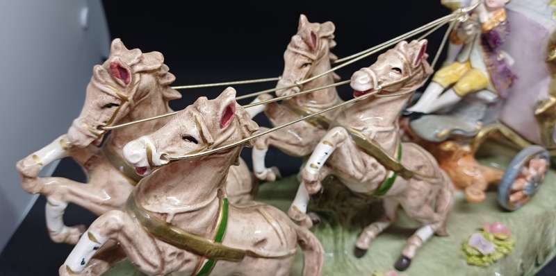 STUNNING PORCELAIN HORSE CARRIAGE