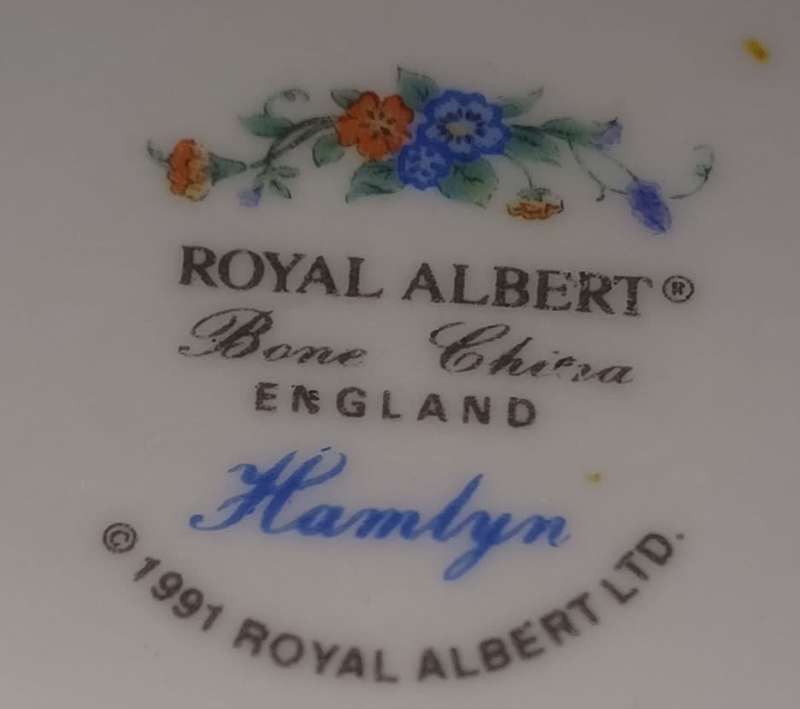 ROYAL ALBERT 1991 HAMLYN- FEW PIECES