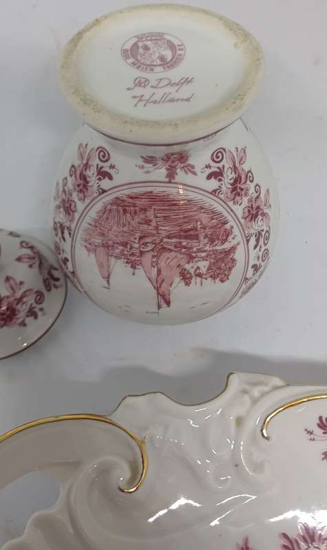 TWO PINK DELFT ITEMS