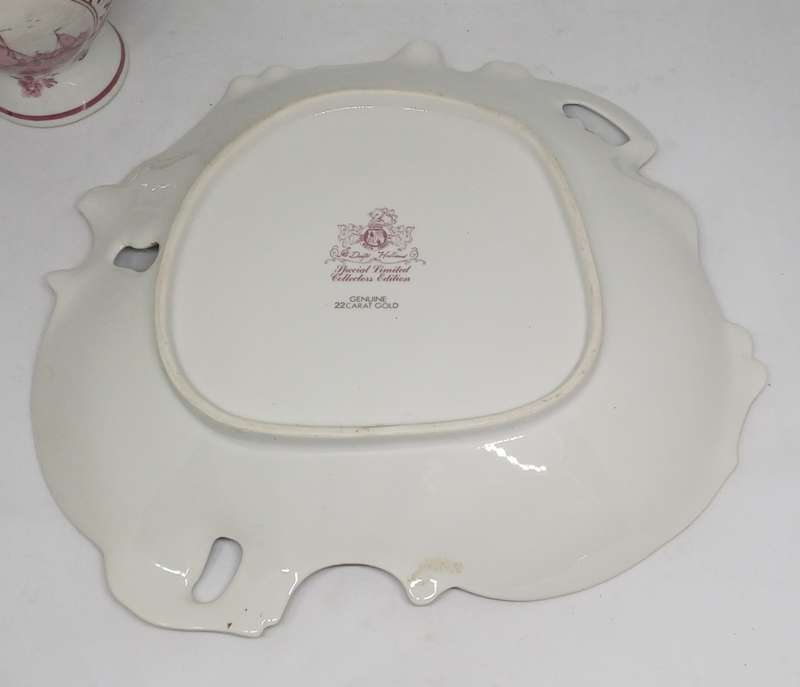 TWO PINK DELFT ITEMS