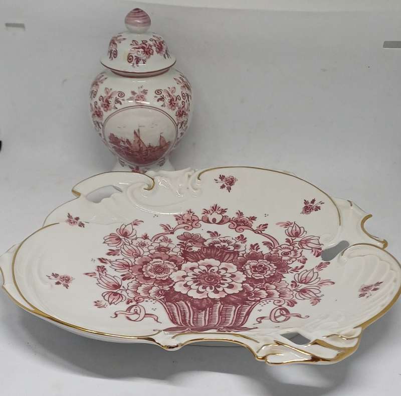 TWO PINK DELFT ITEMS