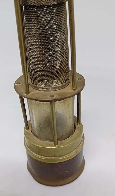 Small miners lamp no markings