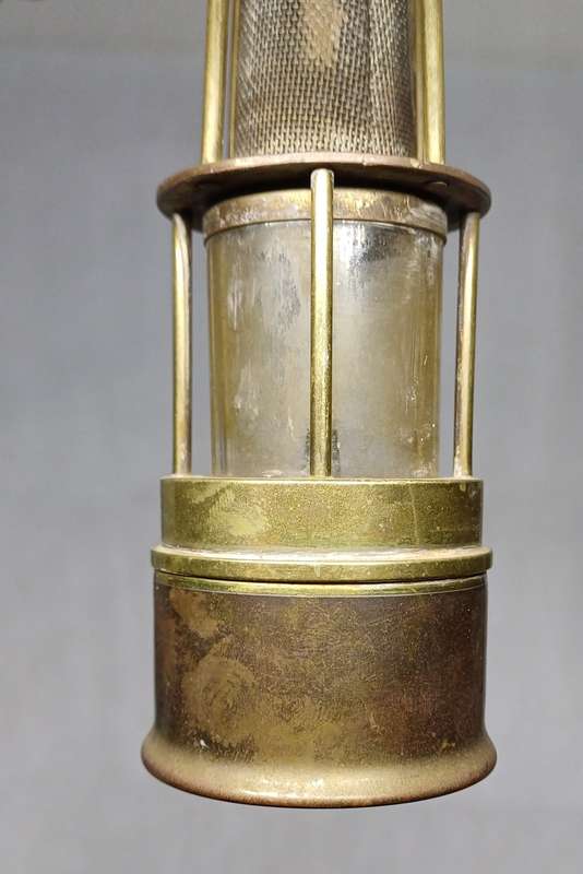 Small miners lamp no markings