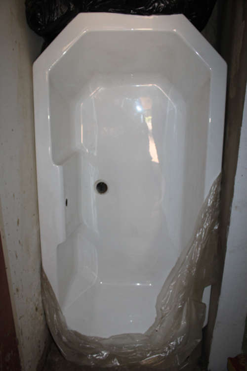 White Bath