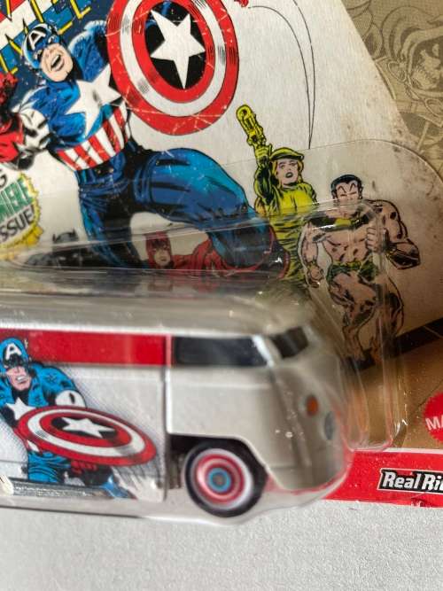 Hot Wheels Volkswagen Drag bus. Captain America