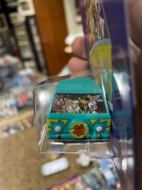 Hot wheels 2023 scooby doo WB series