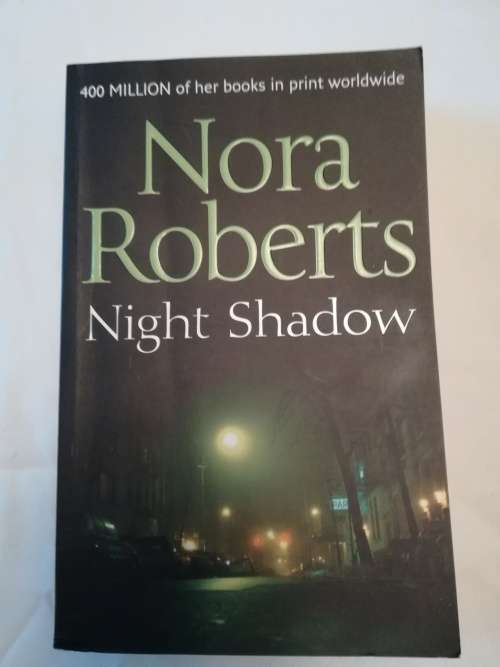 Nora Roberts - Night Shadow