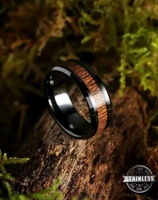 Woodgrain Men`s Wedding Band (8mm) Stainless Steel - Sizes 10 & 11available