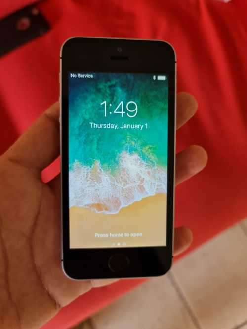 iPhone SE 1st Generation Read Description