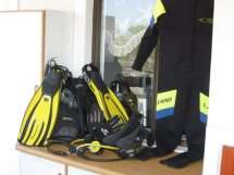 FULL DIVE GEAR.
