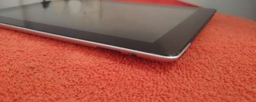 Apple Ipad 2//16GB//Wifi+3G