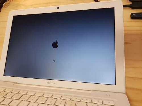 Apple Macbook