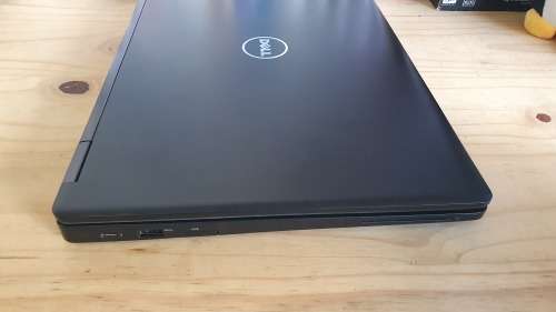 Dell Precision 3520 - Read Description!