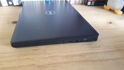 Dell Precision 3520 - Read Description!