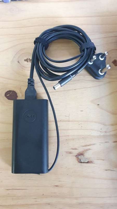 Dell Precision 3520 - Read Description!