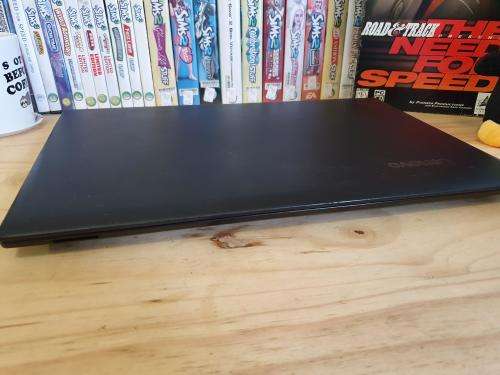 Lenovo V510 // 15` // i5 // 4GB // 512GB SSD