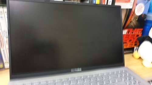 Asus VivoBook 15 - Read Description