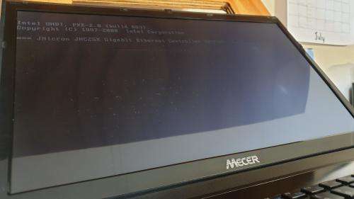 Mecer Laptop // i5 // 16GB // 500GB SSD // 500GB HDD