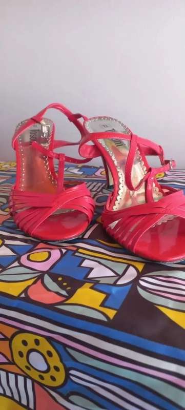 TOSONI HEELS