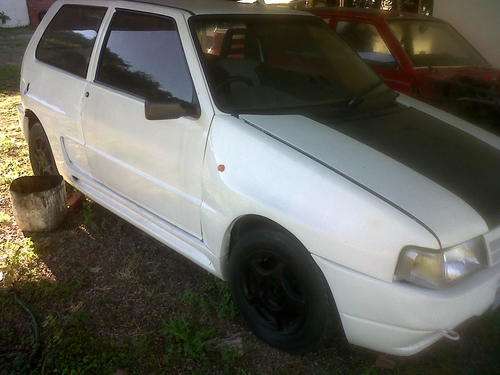 fiat uno 1100 needs tyers and license is behind 2 years