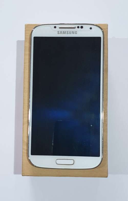 Samsung Galaxy S4 32GB (White)