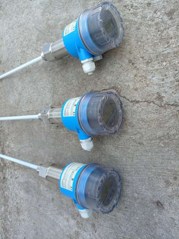 Endress+Hauser FMI51 HART 4-20mA Liquicap M Capacitance Level Transmitter 1620mm