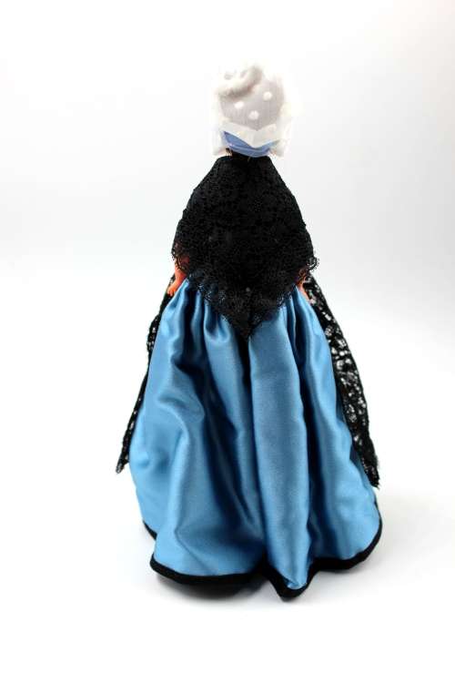 Collection of 7 Vintage Dolls