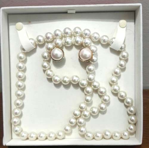 MAJORICA Pearl Necklace and Earring Clips