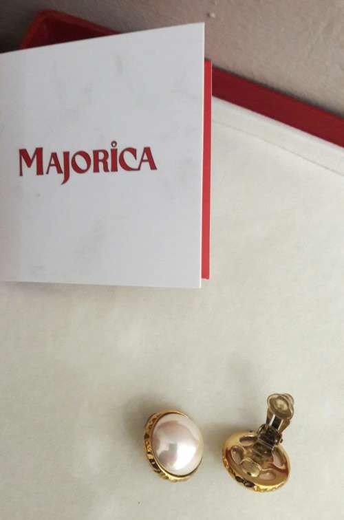 MAJORICA Pearl Necklace and Earring Clips