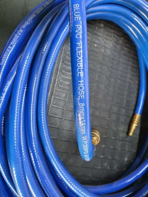 MAC AFRIC Blue PVC Flexible Air Hose 20 M X 8 MM with Couplers