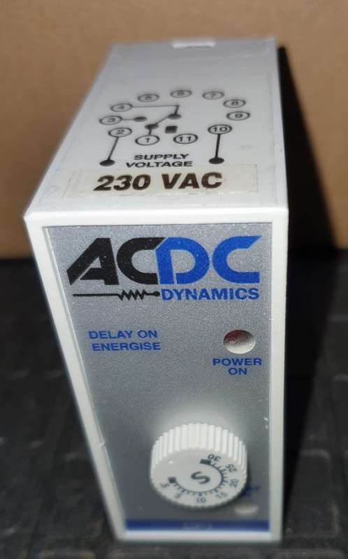 ACDC DP1 30S 230VAC - TIMER DELAY ON 1C/O with base